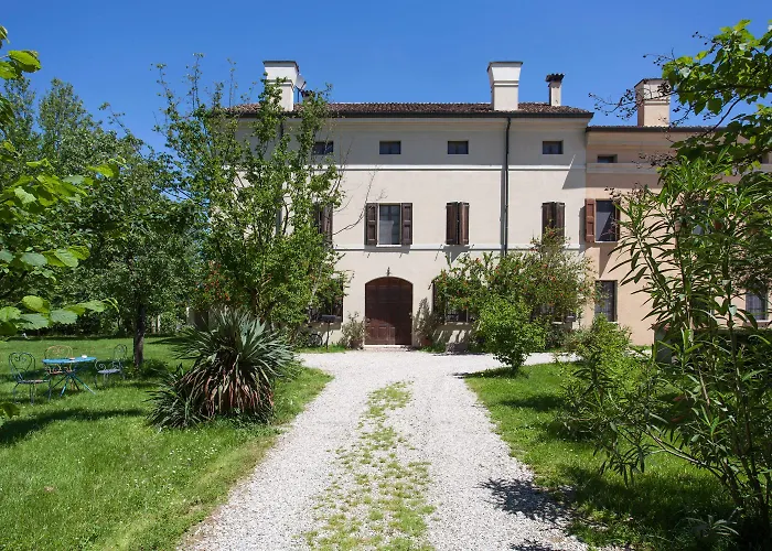 Corte Mainolda Castellucchio